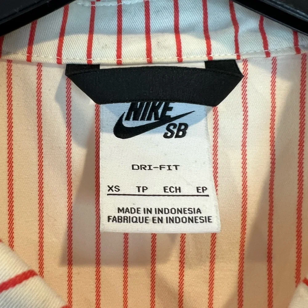 Nike SB Skateboard Short Sleeve Striped Snap Button Shirt